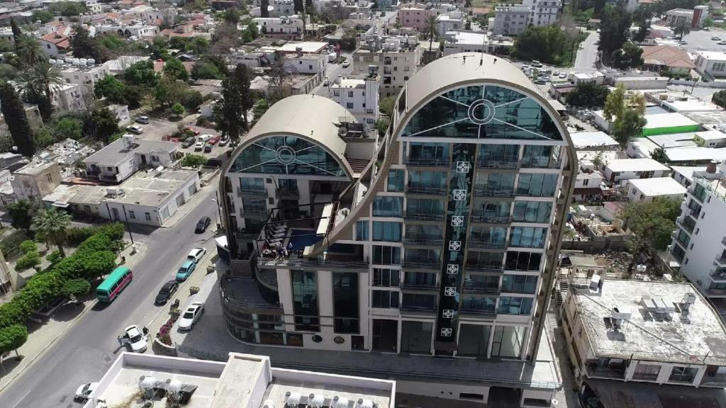 Ferienwohnung Elegant 2+1 Flat In The Heart Of Kyrenia + Wifi Exterior foto