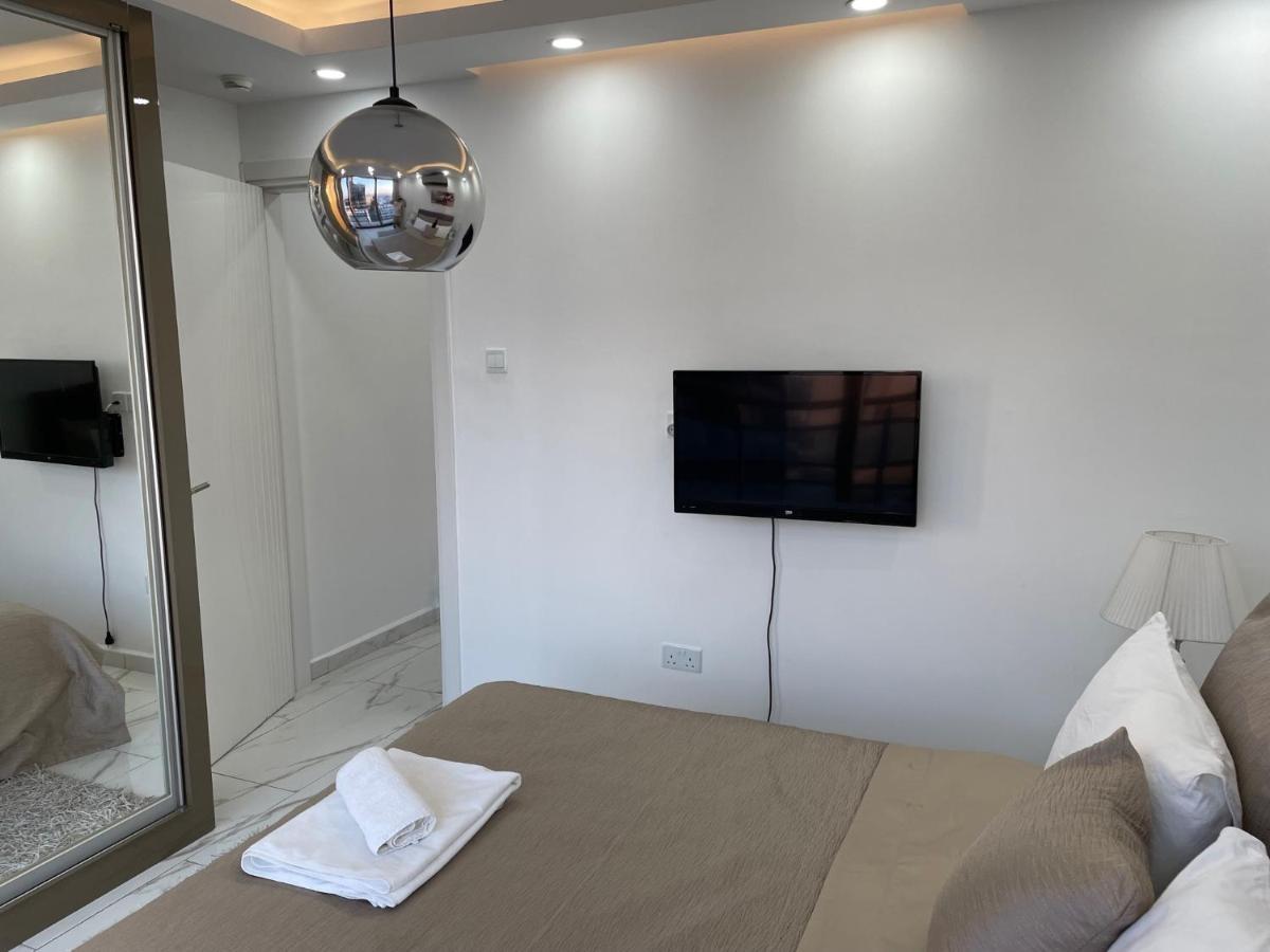 Ferienwohnung Elegant 2+1 Flat In The Heart Of Kyrenia + Wifi Exterior foto